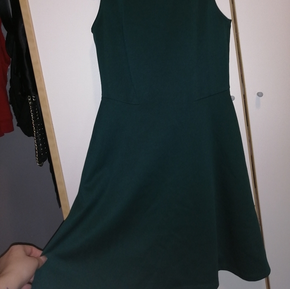 F21 green skater dress - Picture 4 of 10